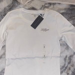 NWT long sleeve tommy tee